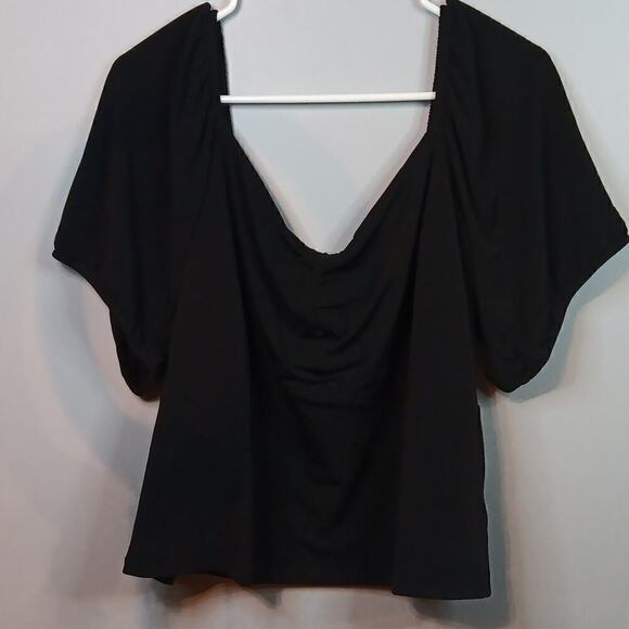 NWT Torrid Black Crop Top Size 2X - Picture 1 of 7